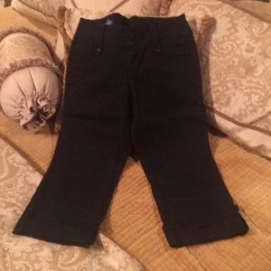 Grane Black Capri Pants junior 5 (like 2)